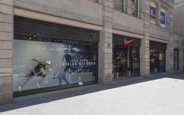 Nike