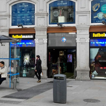 Local comercial Futbolmania