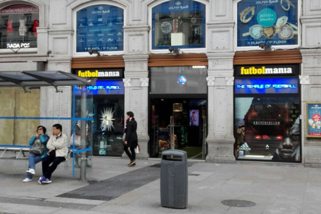 Local comercial Futbolmania